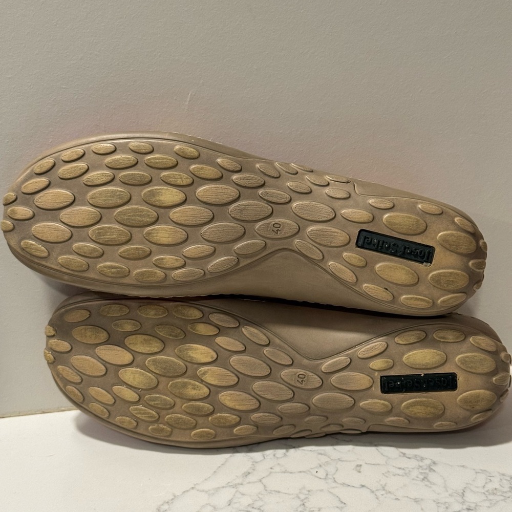 Josef Seibel - The European Comfort Shoe Women's Red and Orange -Maryjane’s - Picture 7 of 11